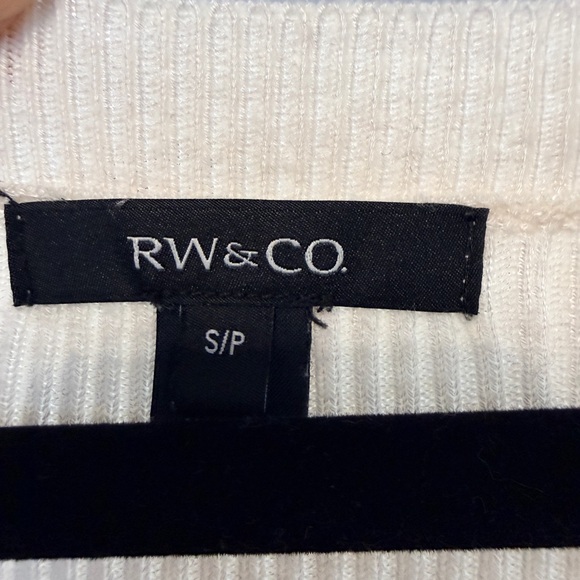 RW&CO. Ivory Ribbed Knit Top - Picture 3 of 3